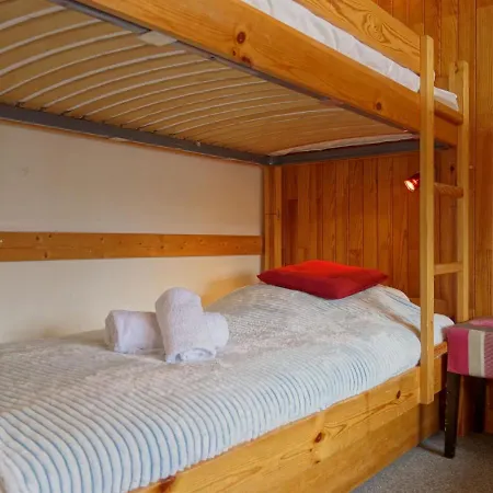 Daire Le 2100 A Et B - Lavachet-7 By Interhome *