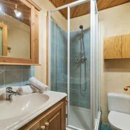 Le 2100 A Et B - Lavachet-7 By Interhome Appartement