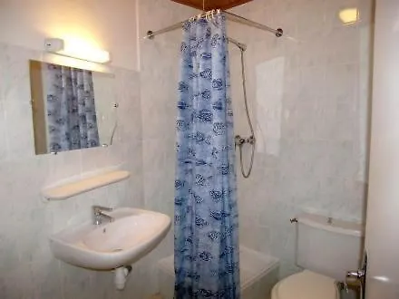 Appartement Le 2100 A Et B - Lavachet-7 By Interhome